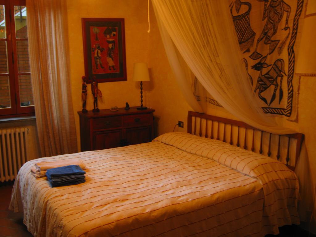 Guardalaluna Villa Pian di Scò Habitación foto